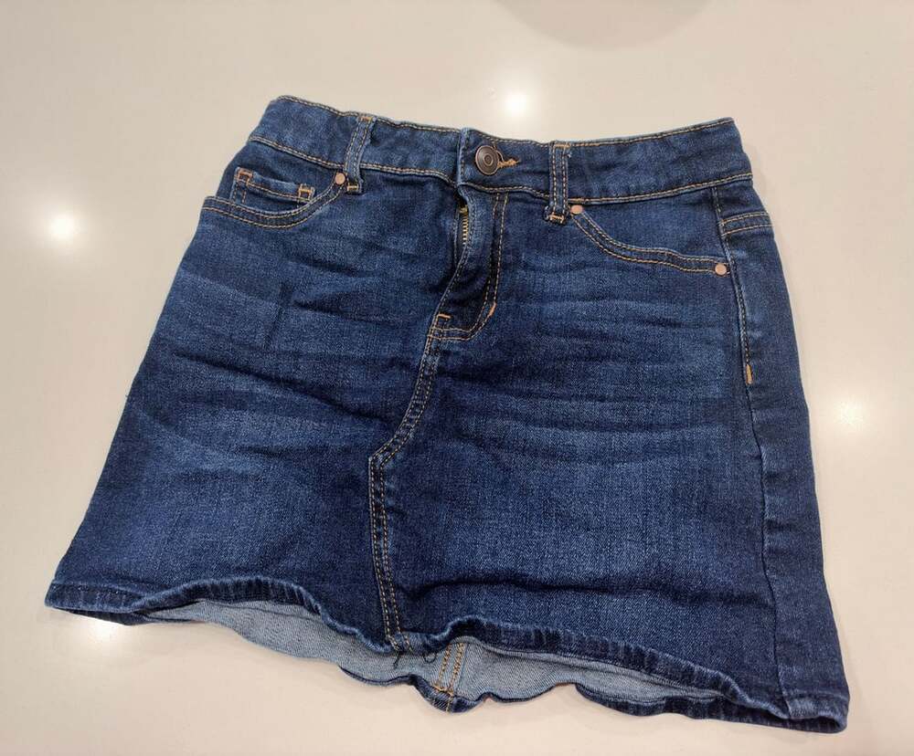 Wonder Nation Denim Skirt Size M (7-8) Dark Wash Raw Hem